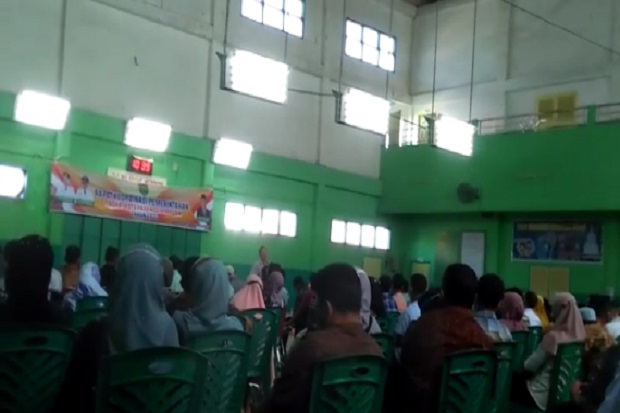 Tanpa Gunakan Masker,...