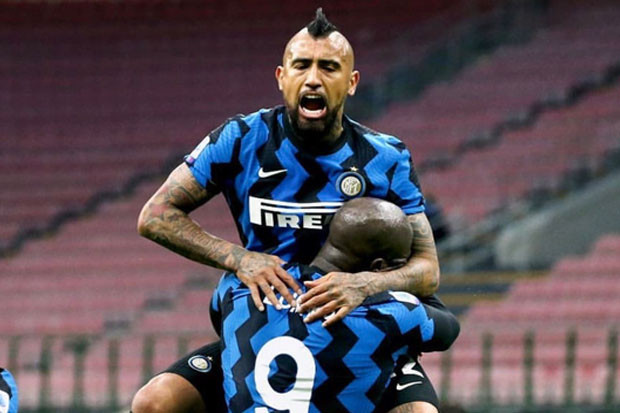 Kontrak Arturo Vidal...