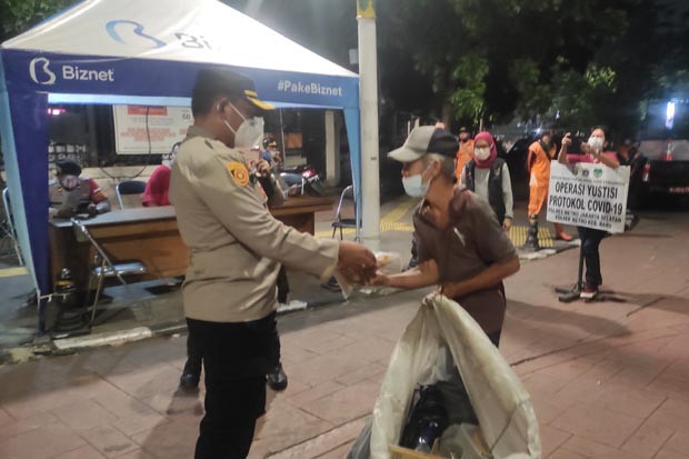 Polsek Kebayoran Baru...