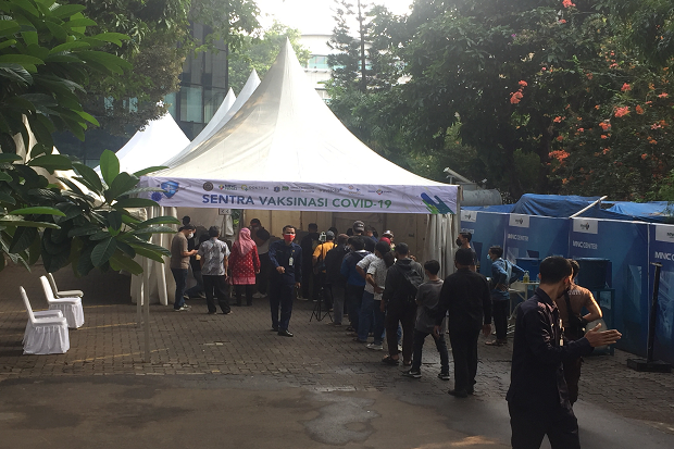 Rangkul Semua Kalangan,...