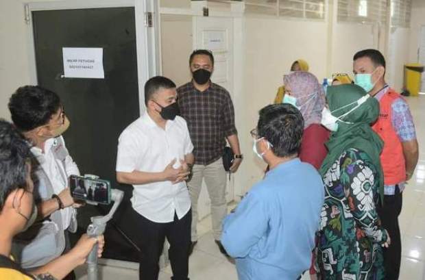 Wali Kota Hadianto Tinjau...