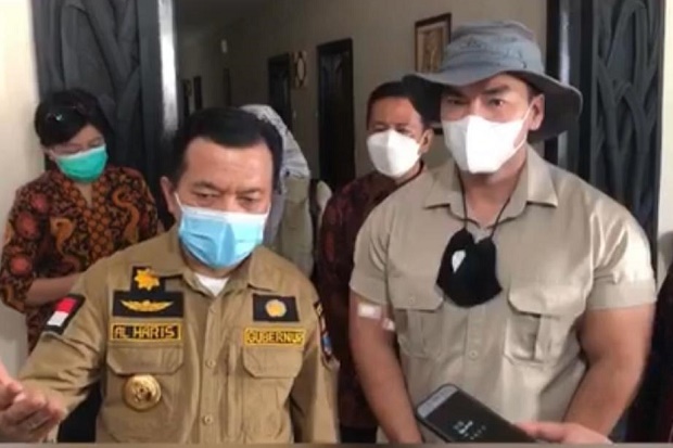 Patuh Jadi Contoh, Pengusaha...