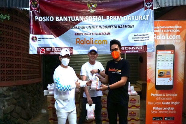 Startup Ralali Sumbangkan...