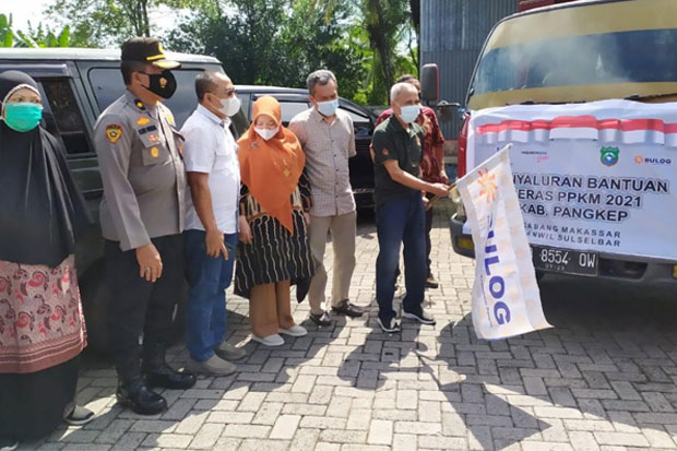 Ribuan Warga Pangkep...