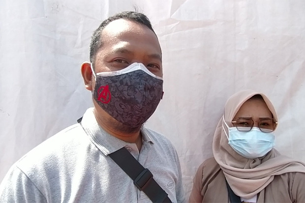 Warga Ciledug Datangi...