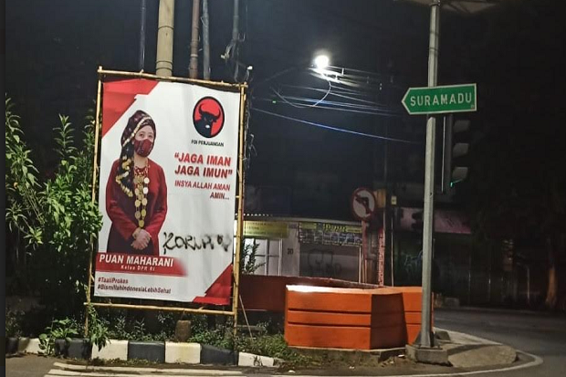 Baliho Puan Maharani...