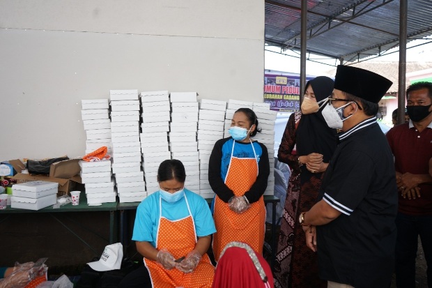 Tengok Dapur Umum, Wali...
