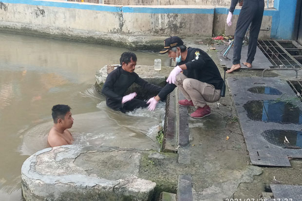 Tersangkut Penyaring...