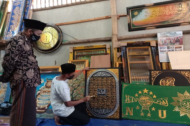 Demi Syiar Islam, Kaligrafi...