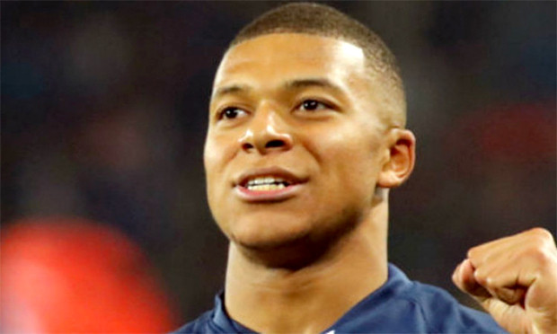 Real Madrid Lepas Varane...