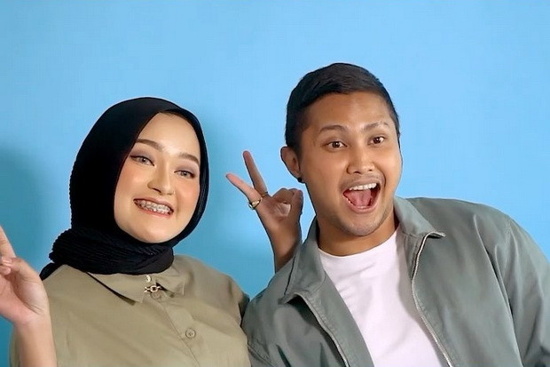 Bersama sang Suami,...