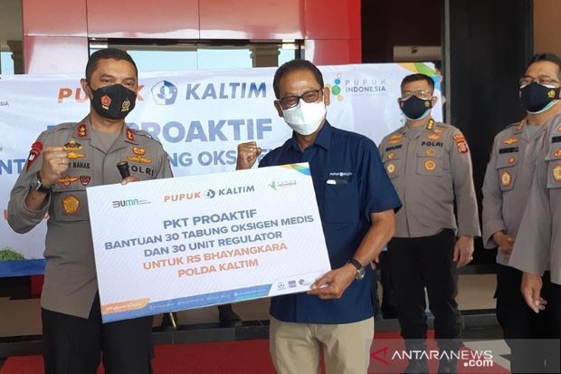 PKT Salurkan Bantuan...