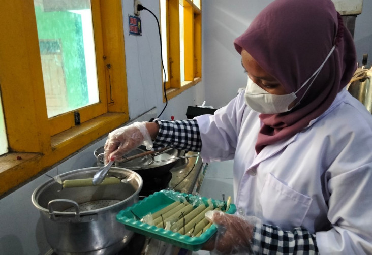 Unik, Mahasiswa Malang...