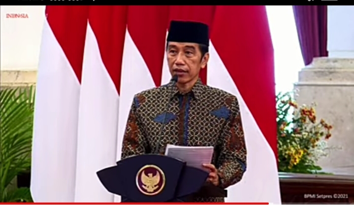 Jokowi Sebut Covid di...