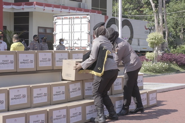 Bantu Warga Terdampak...