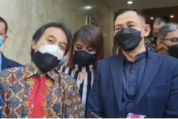 Akhir Manis Kasus Roy...