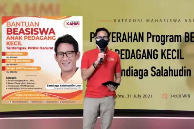Terima Beasiswa, Anak...