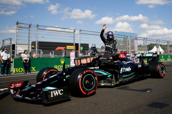 Hamilton Cetak Pole...