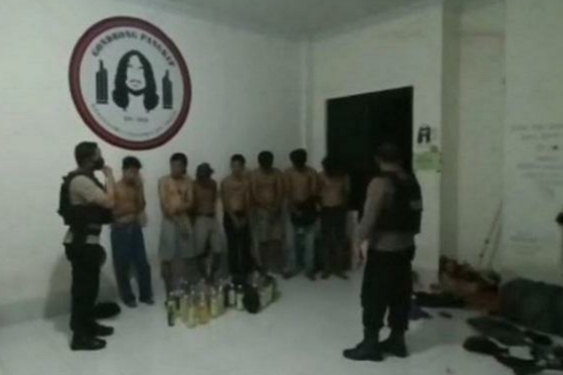 7 Pemuda Terjaring Razia...