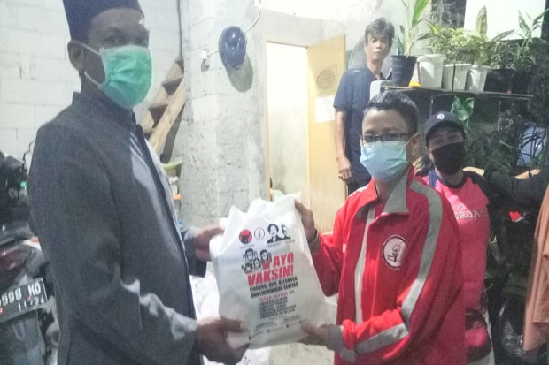 Sambangi Warga Terdampak...