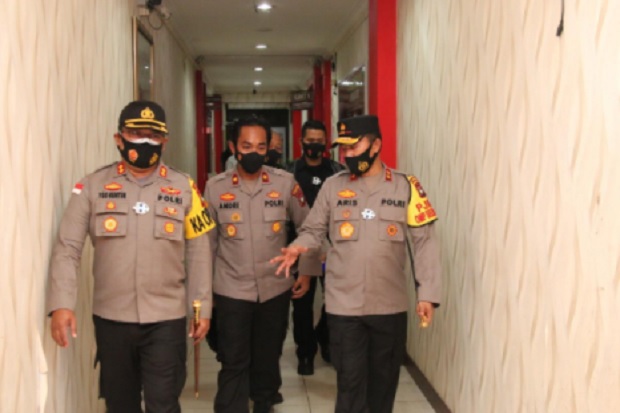 Ungkap Kasus Pelik,...