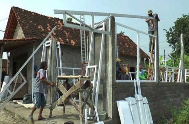 Bedah 126 Ribu Rumah,...