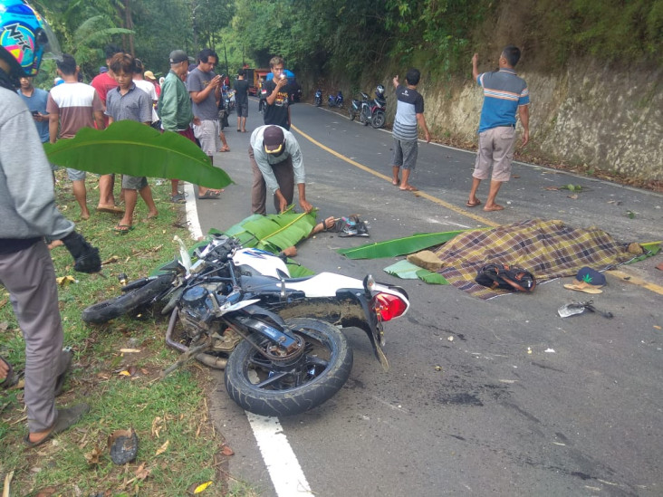 Tak Kuat Nanjak Truk...