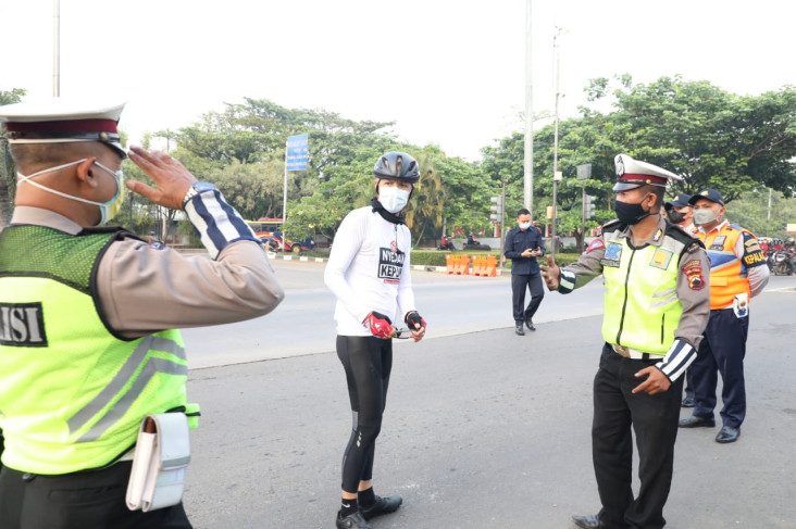 Soal Perpanjangan PPKM,...