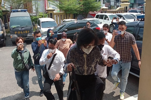 Sumbangan Rp2 Triliun...