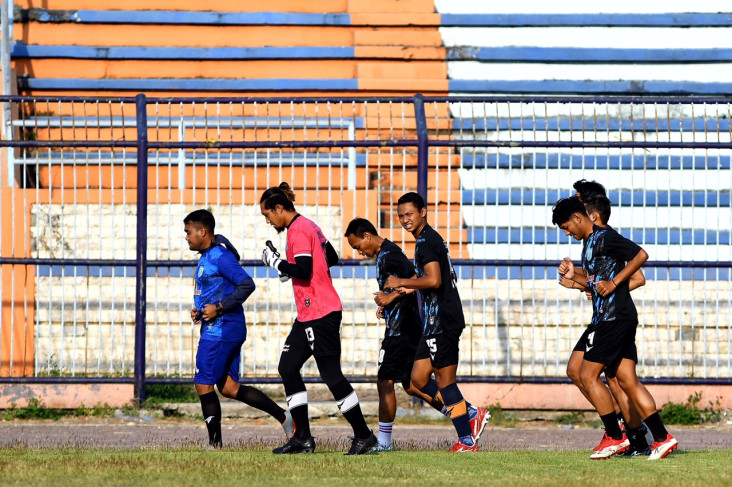 Usai Libur Panjang,...