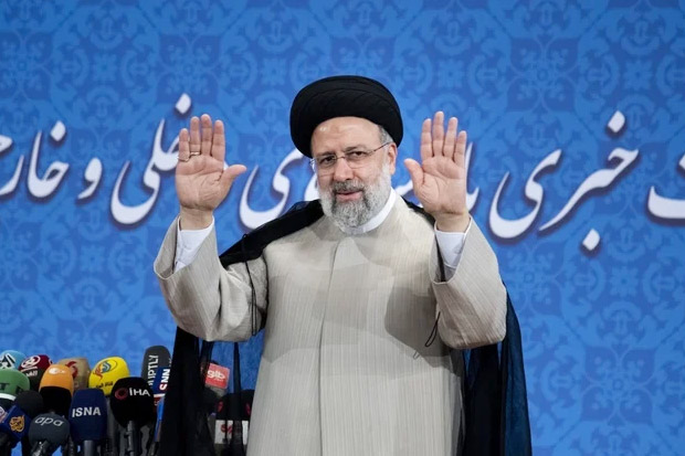 Presiden Baru Iran Bersumpah...