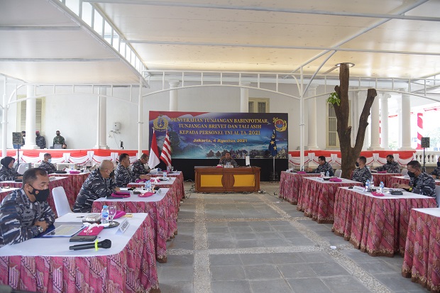 Prajurit Marinir TNI...