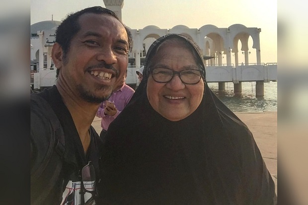 Ibunda Ridho Slank Meninggal...
