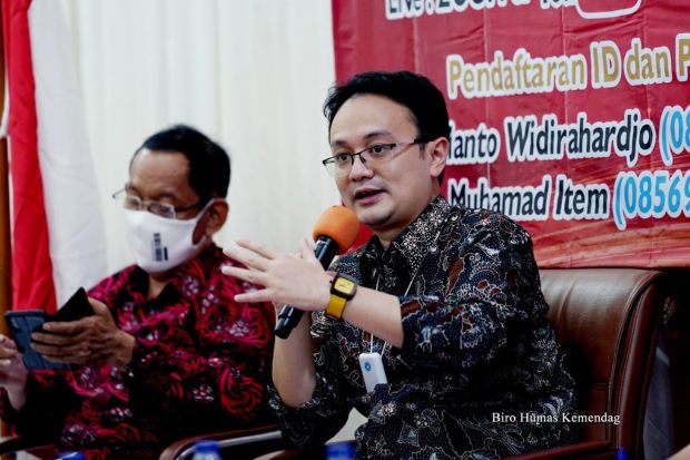 Dukung Produk Lokal,...