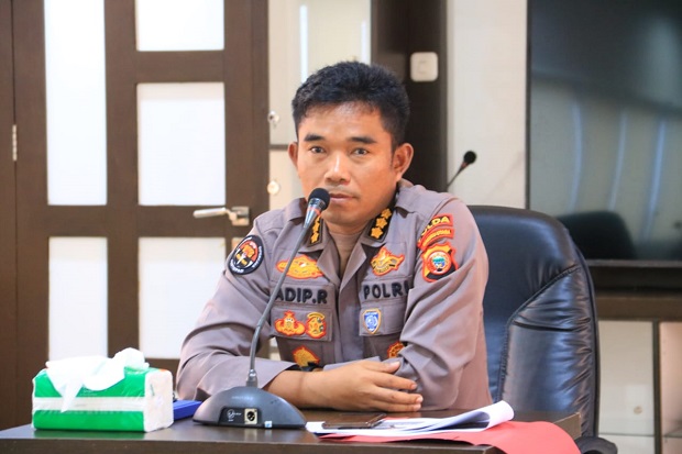 Nyaris Tabrak Polisi...