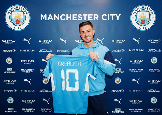 Resmi Gabung Manchester...