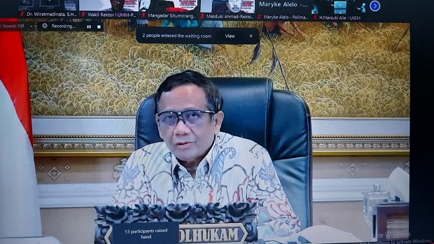 Dialog dengan Rektor...
