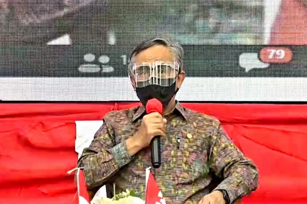 Di Webinar PDIP, OJK...