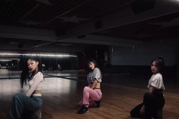 JYP Entertainment Perkenalkan...