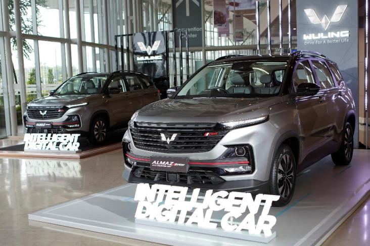Bertabur Fitur Canggih...