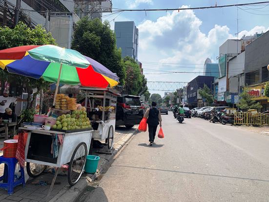 Tunggu PPKM Usai, PKL...