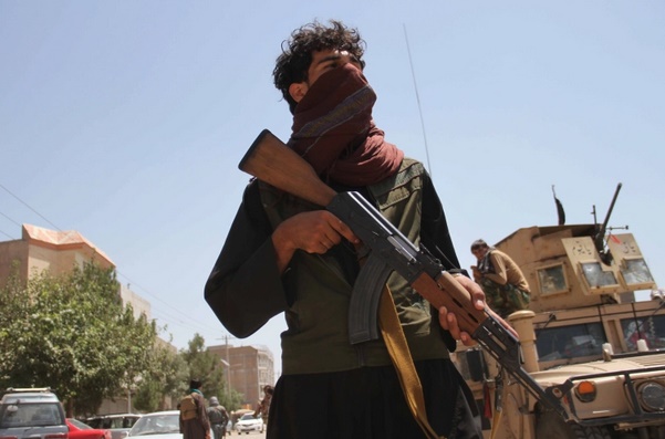 Taliban Menguat di Afghanistan,...