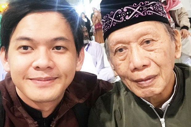 Andi Arsyil Berduka,...