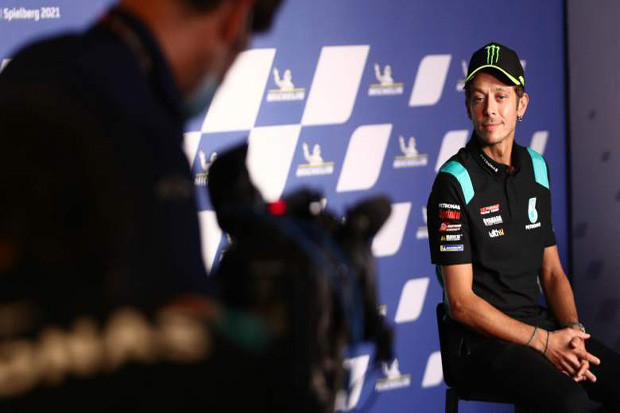 Pensiun dari MotoGP,...