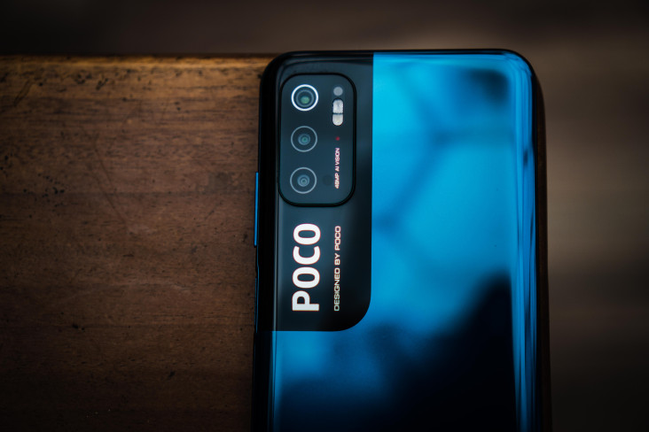 POCO Kirimkan 20 Juta...