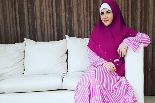 Astri Ivo Artis Imut...