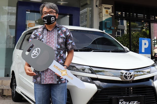 Top! Perkenalkan, Ini...