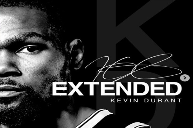Kevin Durant Resmi Perbarui...