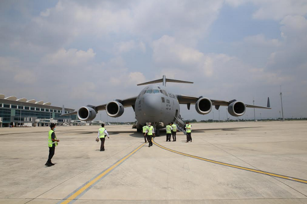Empat Pesawat US Air...