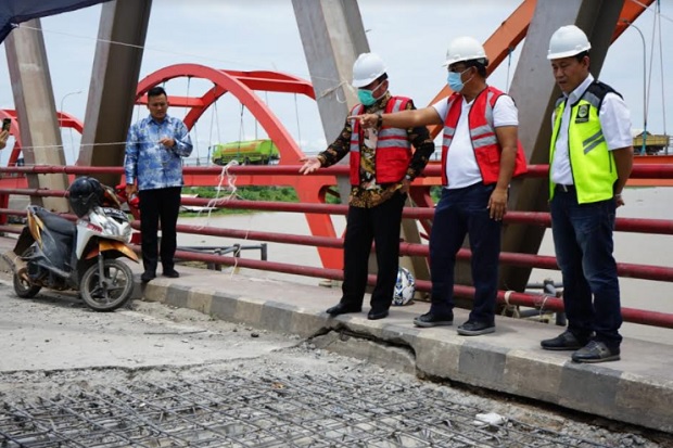 Jembatan Musi II Palembang...
